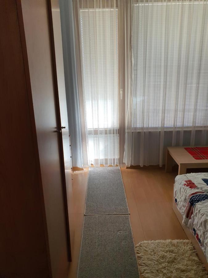 Koko'S Apartments 2 반스코 외부 사진